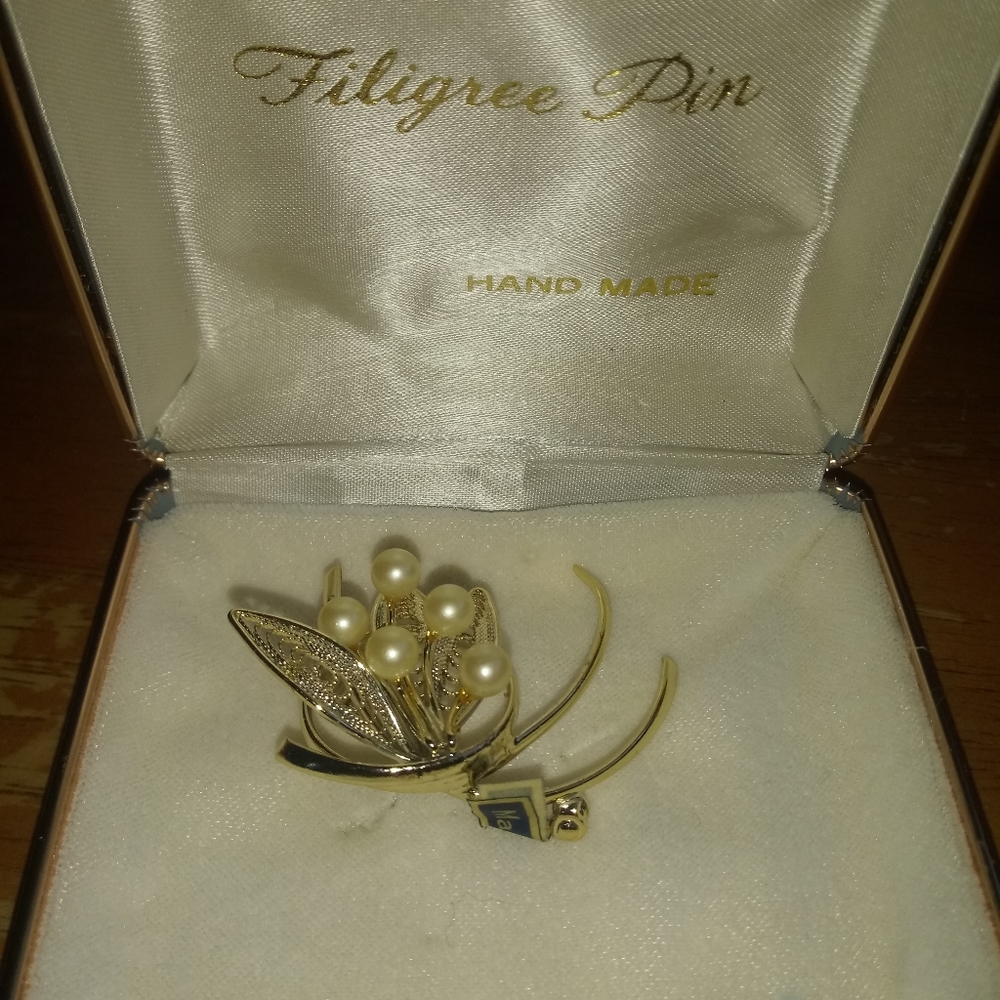 Filigree pin - Picture 2 of 7